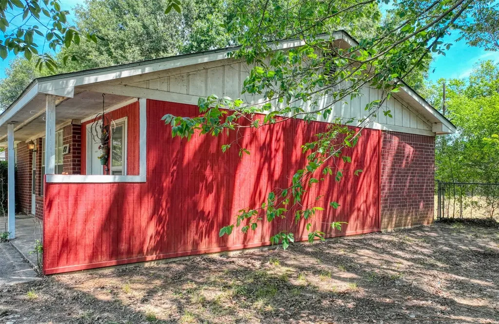 808 N Wright Avenue Kerens TX 75144