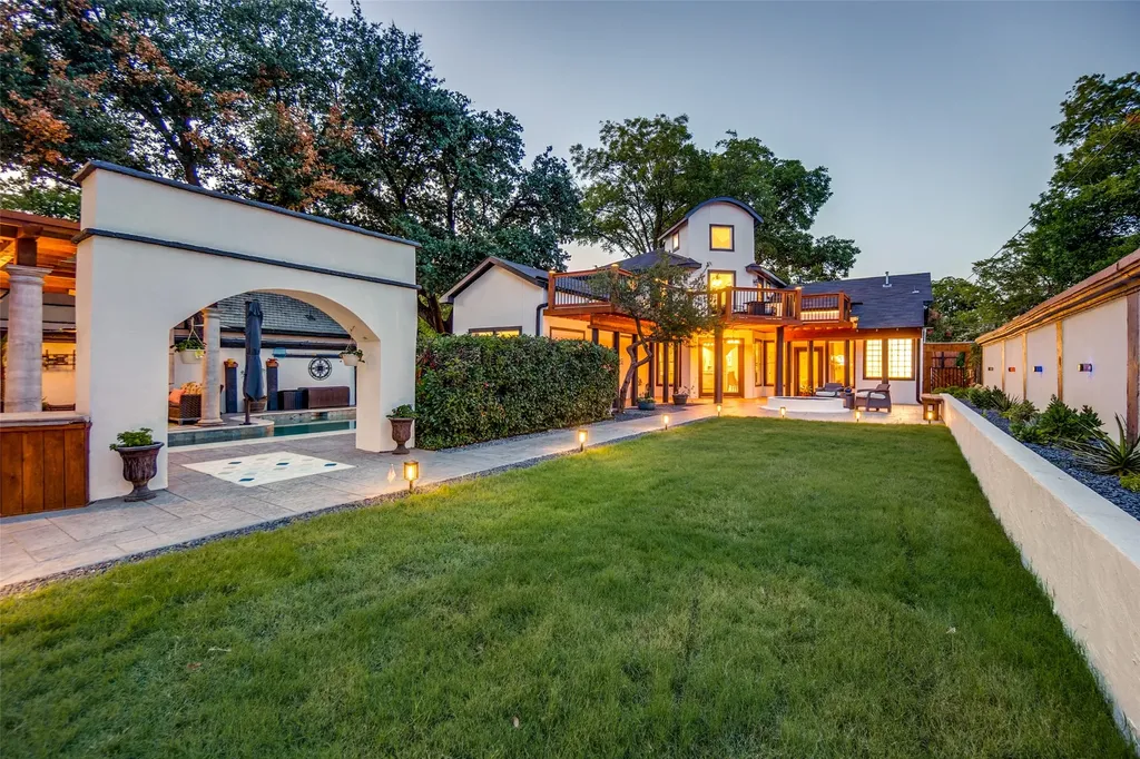5318 Denton Drive Dallas TX 75235