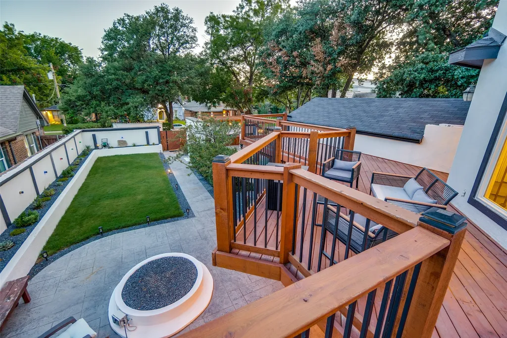 5318 Denton Drive Dallas TX 75235
