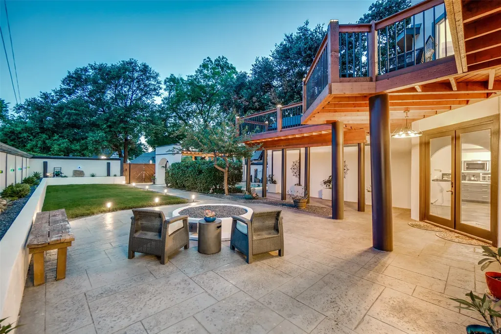 5318 Denton Drive Dallas TX 75235