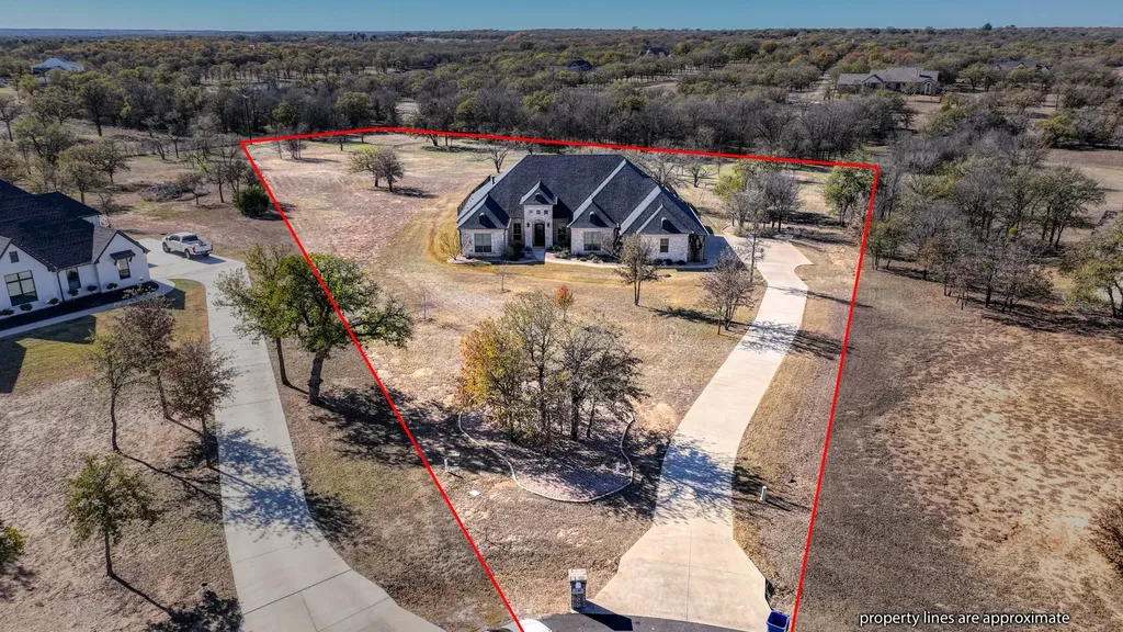 140 Rocky Run Street Lipan TX 76462