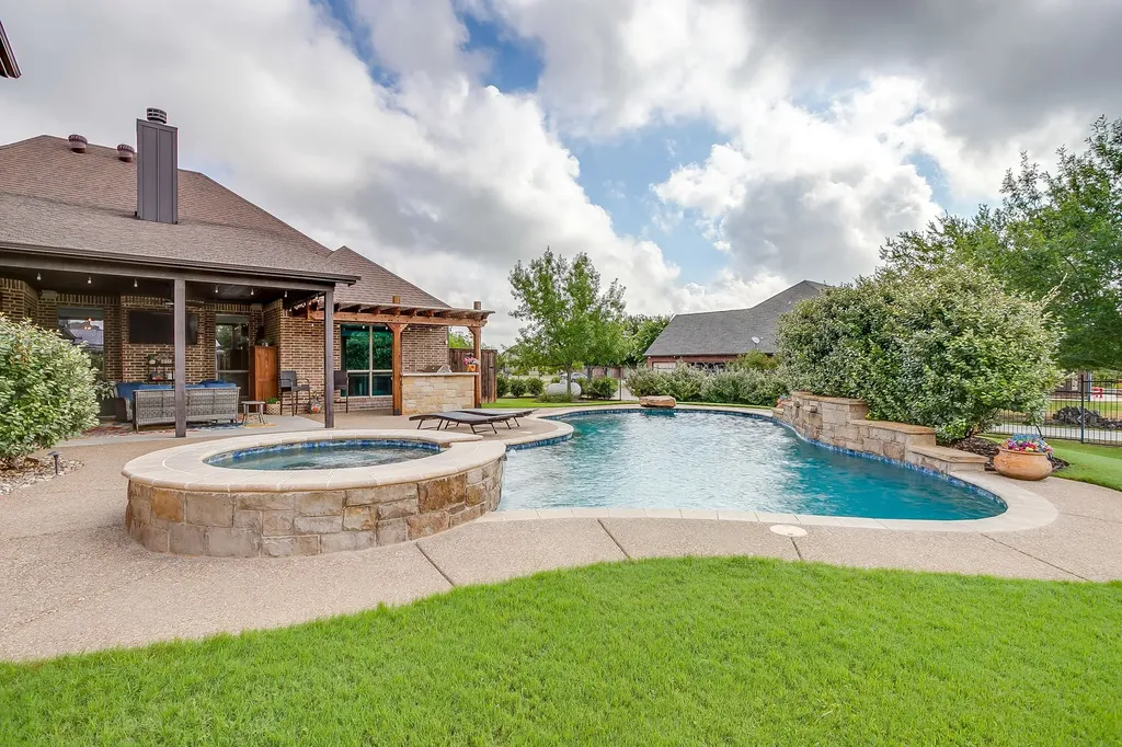 119 Antler Ridge Court Azle TX 76020