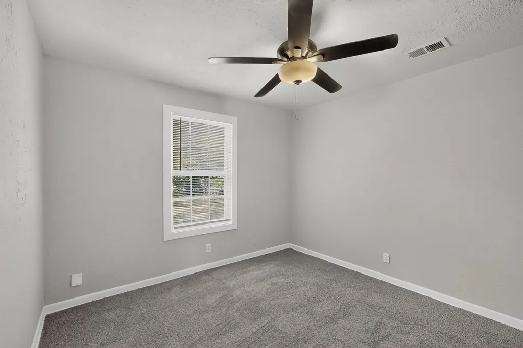5573 Burton Avenue Fort Worth TX 76119