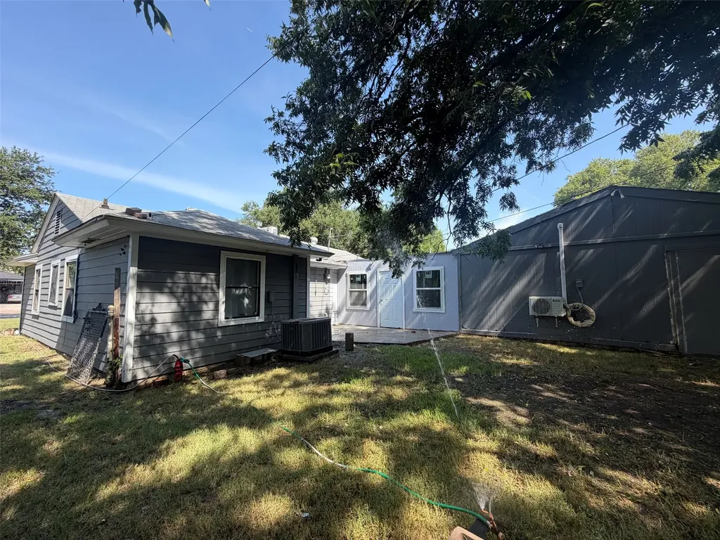513 Shawnee Trace Grand Prairie TX 75051