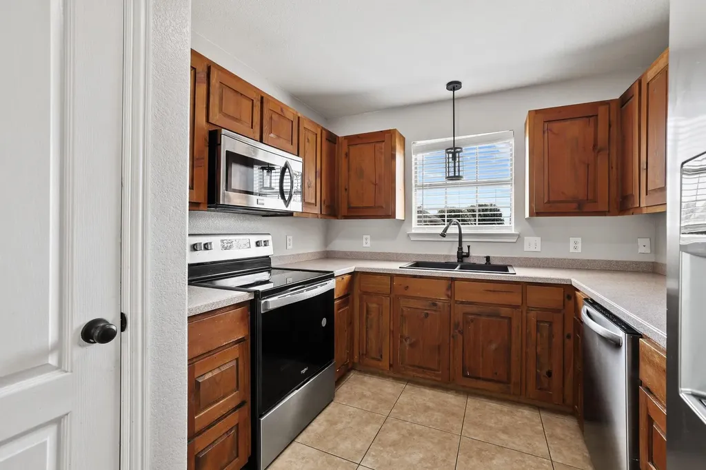 121 Sunset Lane Whitewright TX 75491