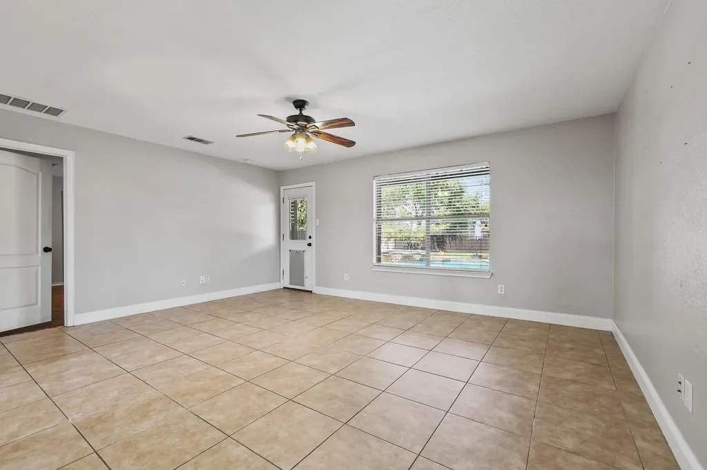 121 Sunset Lane Whitewright TX 75491