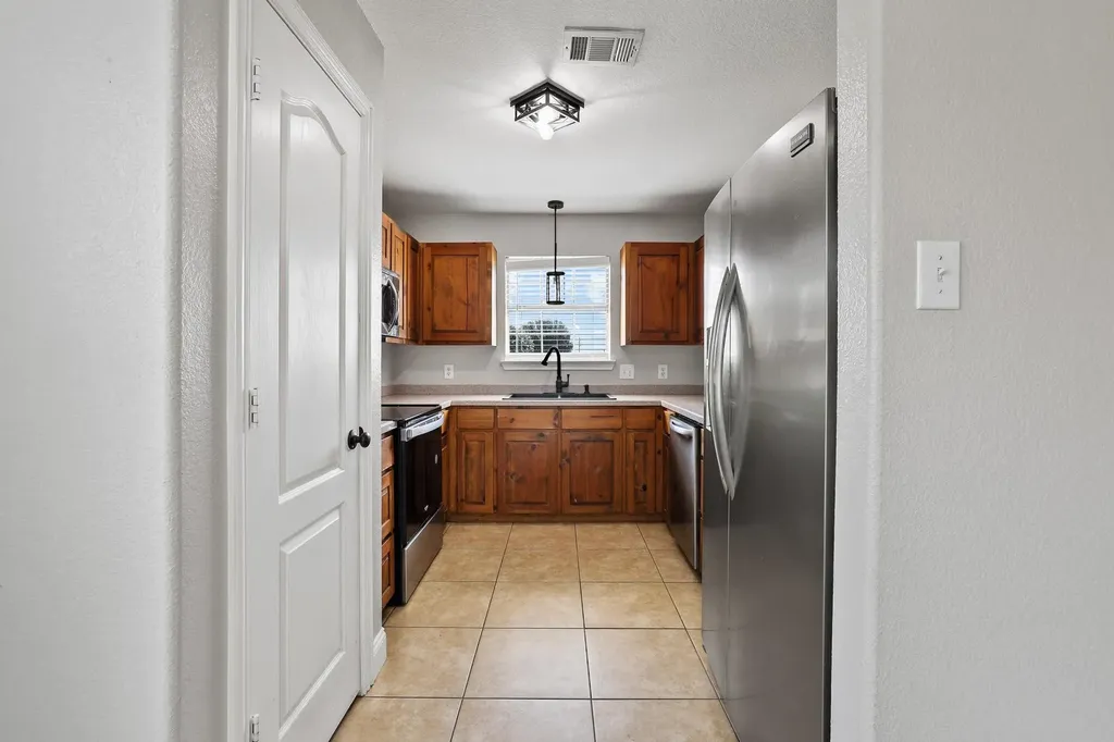 121 Sunset Lane Whitewright TX 75491