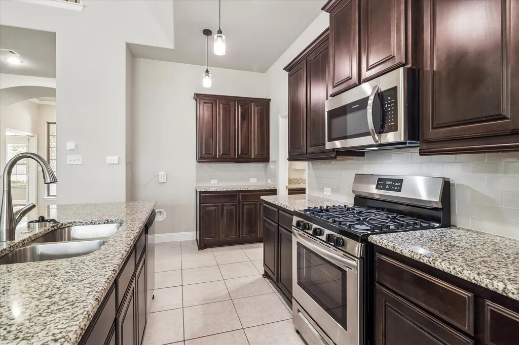 1742 Amalfi Drive Mclendon Chisholm TX 75032