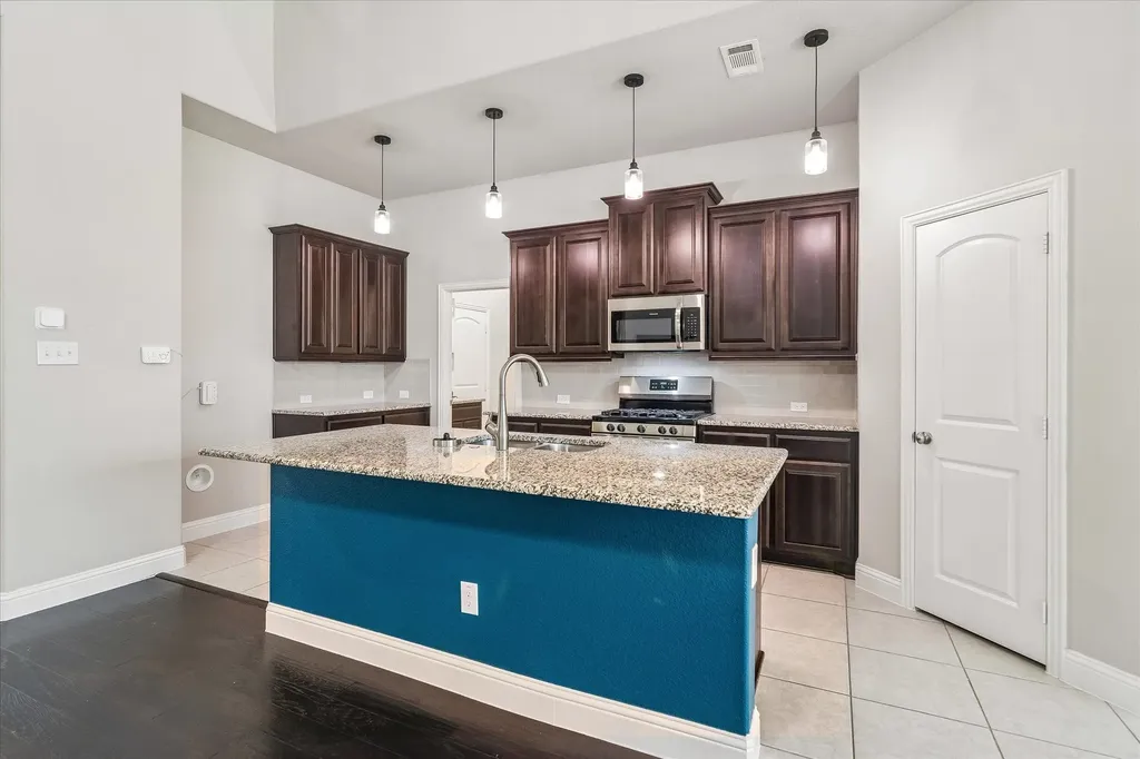 1742 Amalfi Drive Mclendon Chisholm TX 75032