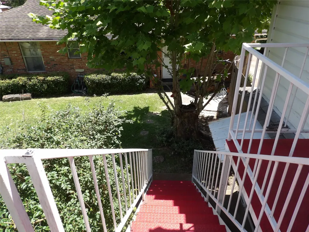 732 James Drive Richardson TX 75080