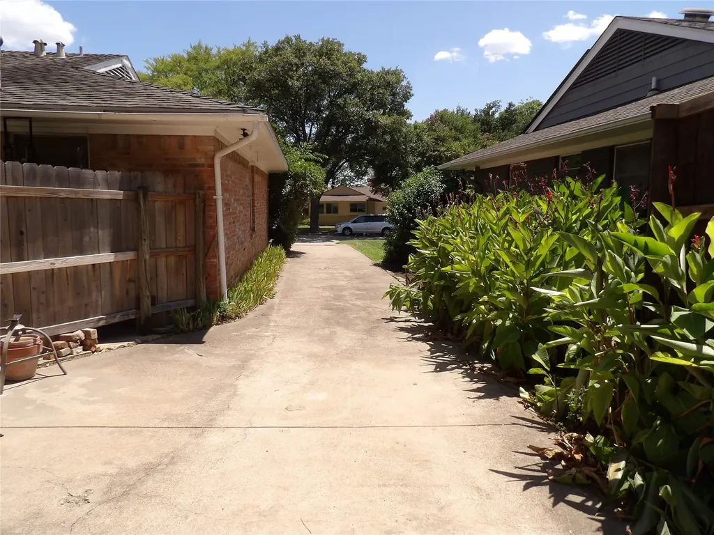 732 James Drive Richardson TX 75080
