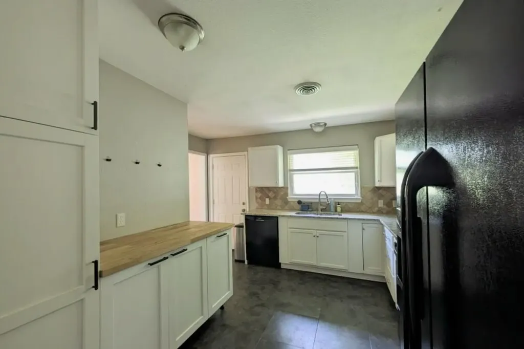 2209 Costa Mesa Drive Dallas TX 75228