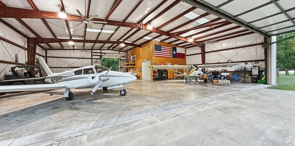 6404 Citation Court Granbury TX 76049
