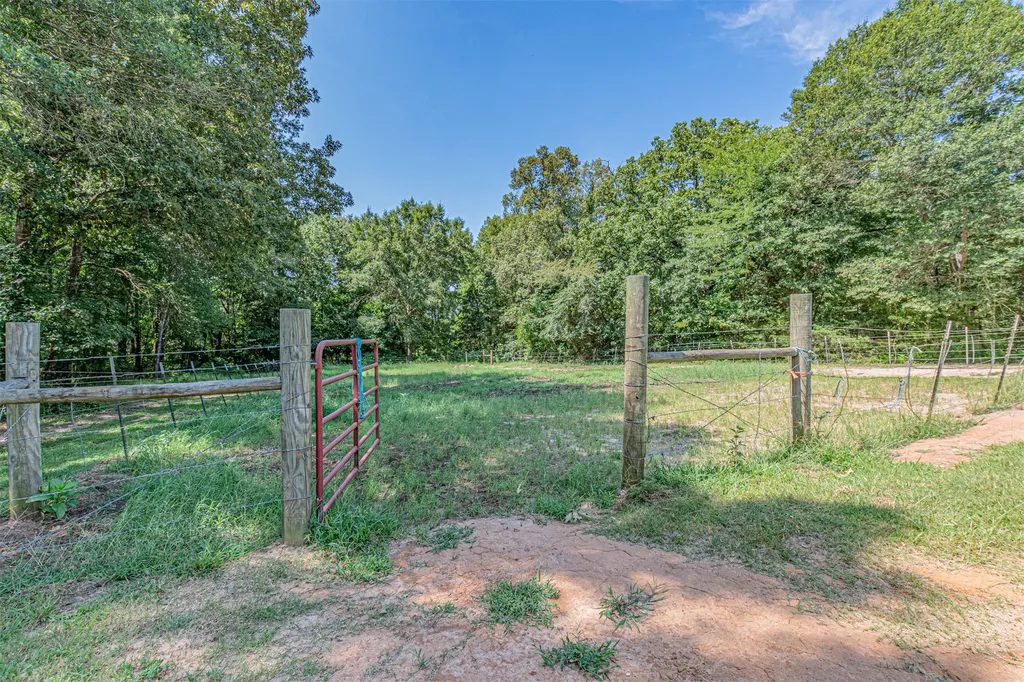 111 Private Road 6980 Alba TX 75410