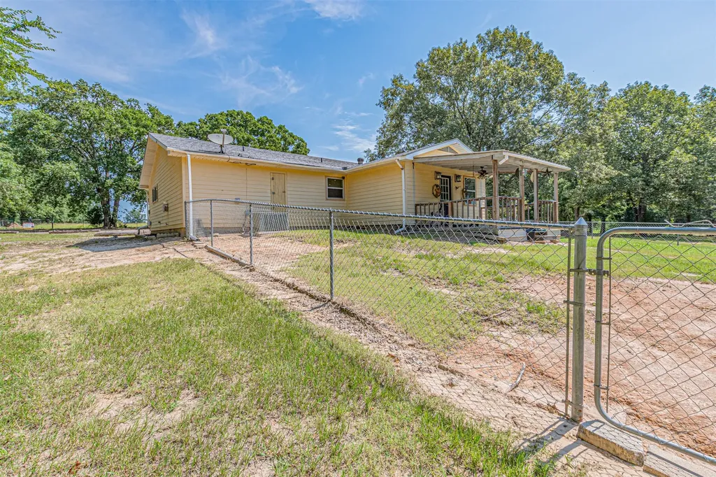 111 Private Road 6980 Alba TX 75410