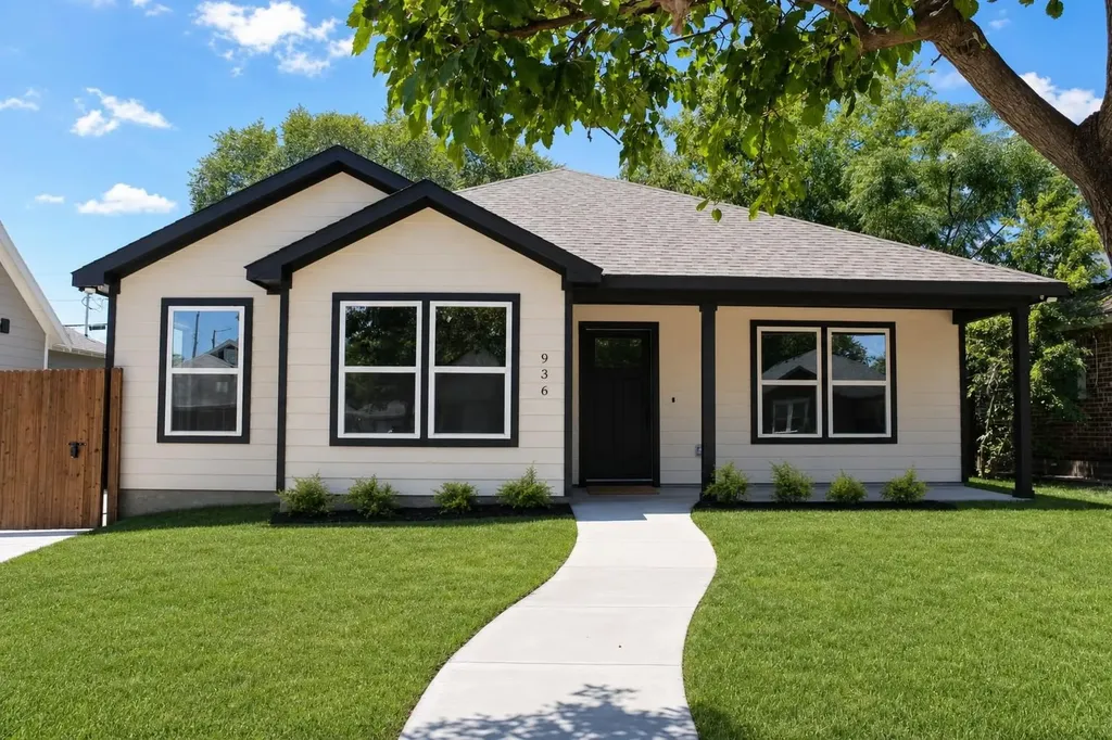 936 E Annie Street Fort Worth TX 76104
