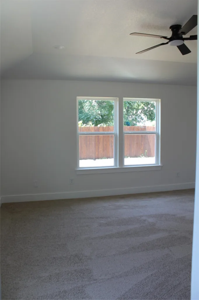 936 E Annie Street Fort Worth TX 76104