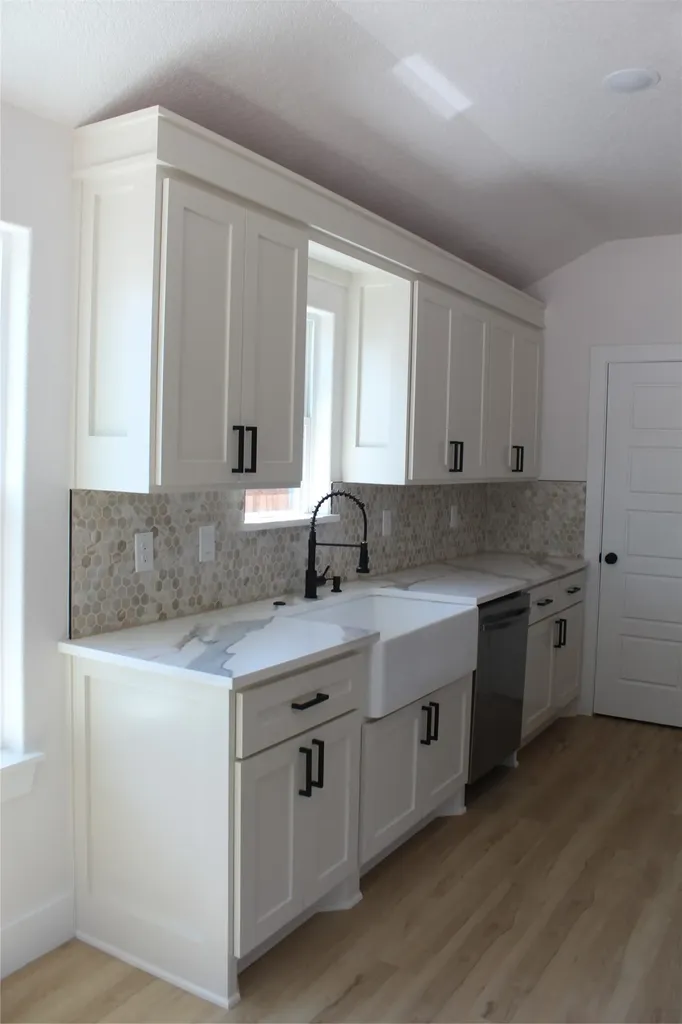936 E Annie Street Fort Worth TX 76104