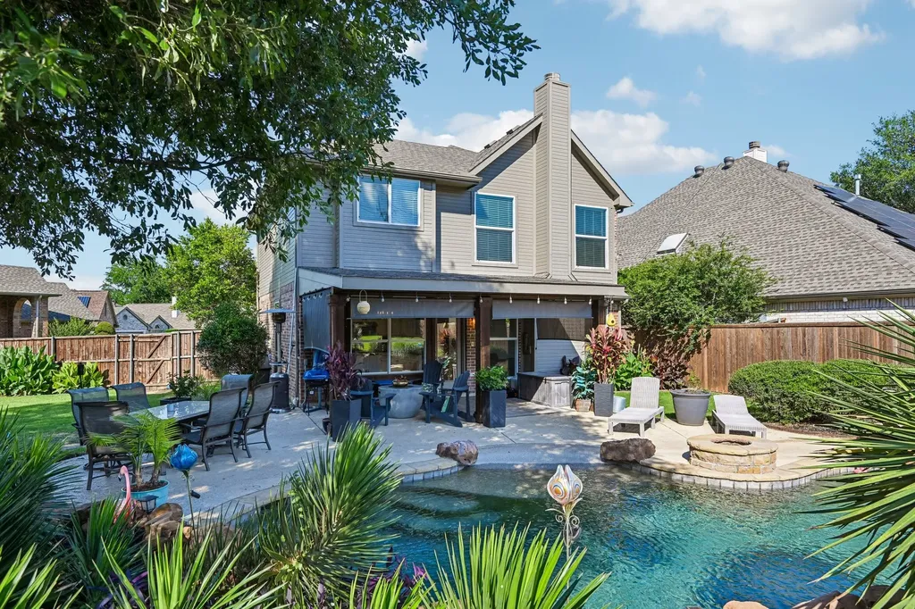 2204 Wembley Wood Lane Bedford TX 76022