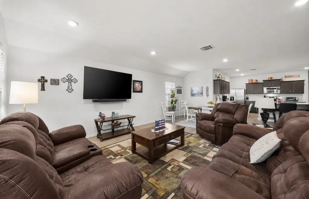 208 Redstone Lane Caddo Mills TX 75135