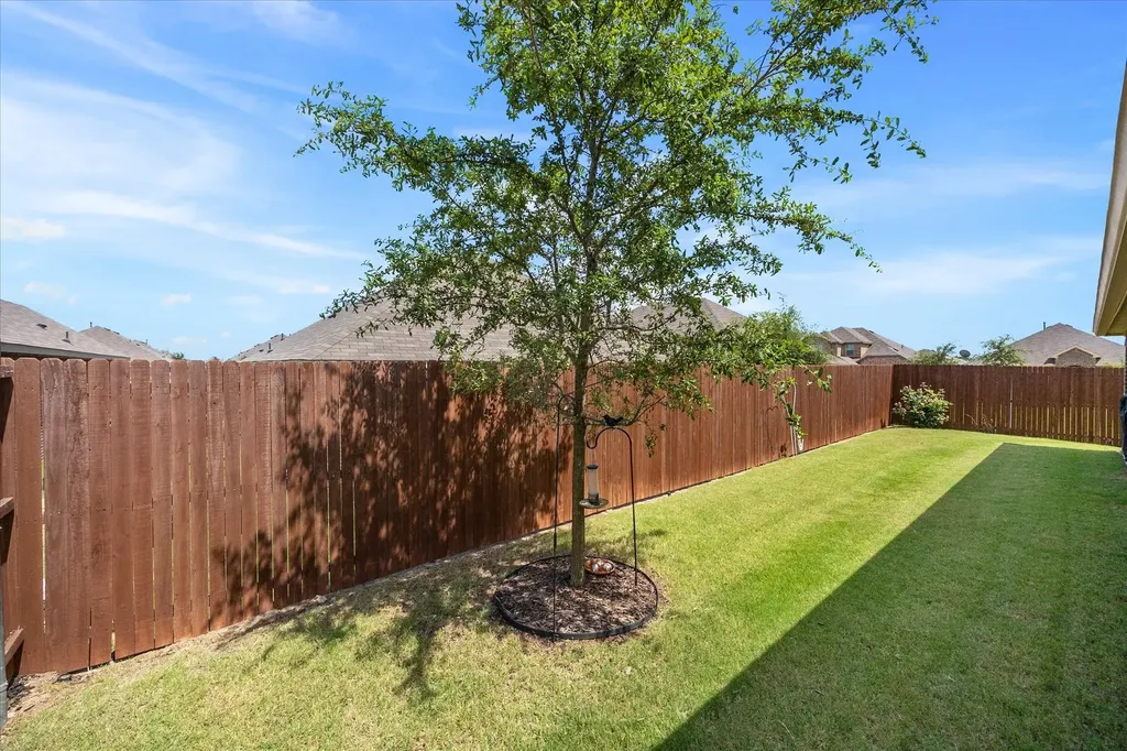 208 Redstone Lane Caddo Mills TX 75135