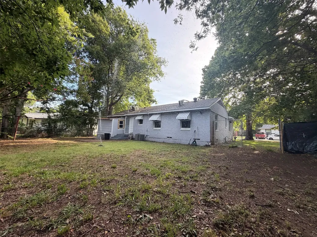 510 Gay Street Arlington TX 76010