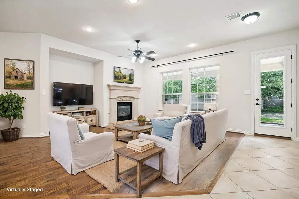 10715 Dixon Branch Drive Dallas TX 75218