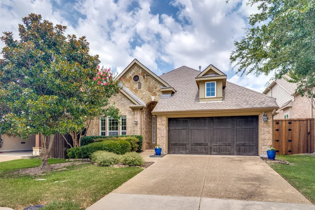 10715 Dixon Branch Drive Dallas TX 75218