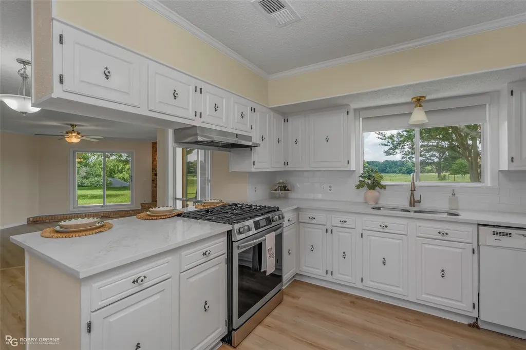 1241 Country Club Circle Minden LA 71055