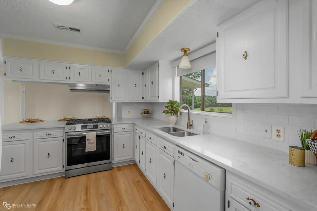 1241 Country Club Circle Minden LA 71055