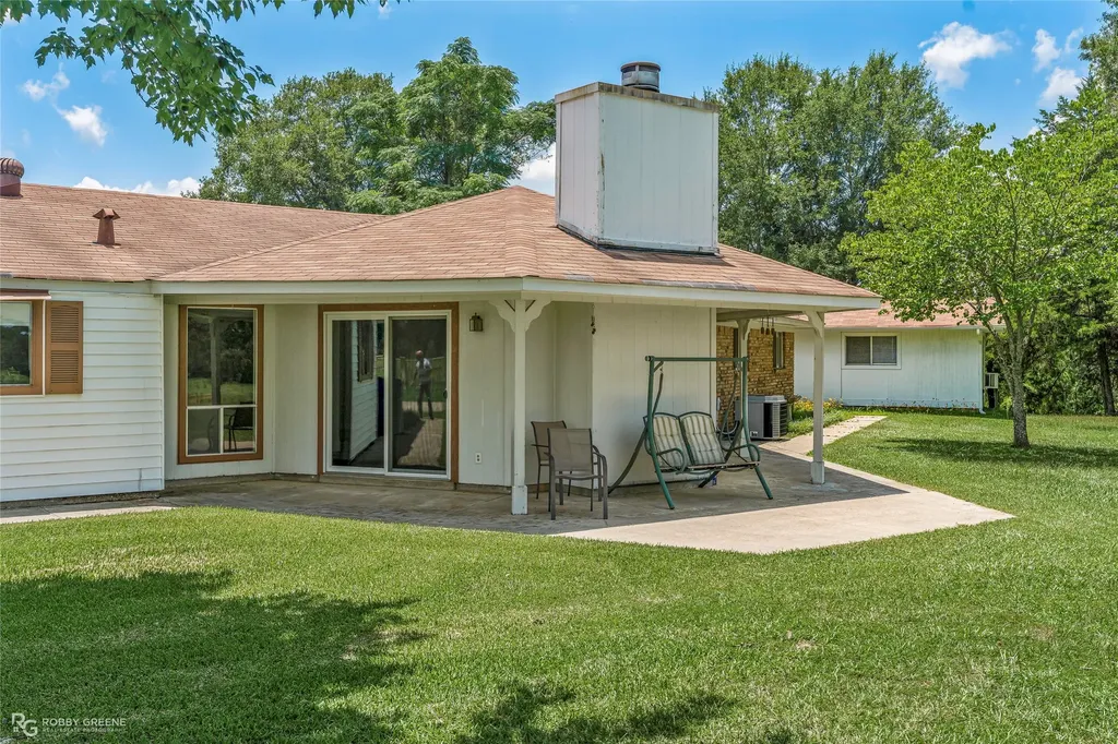 1241 Country Club Circle Minden LA 71055
