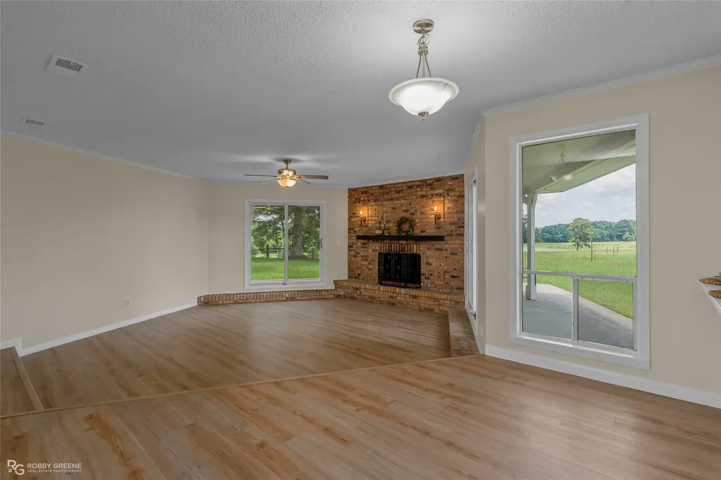 1241 Country Club Circle Minden LA 71055