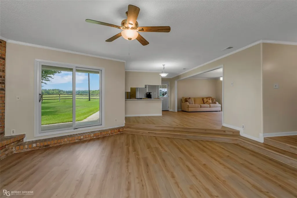 1241 Country Club Circle Minden LA 71055