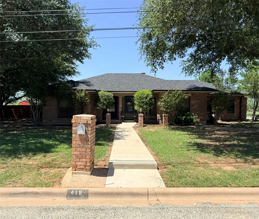 419 Windcrest Drive Early TX 76802