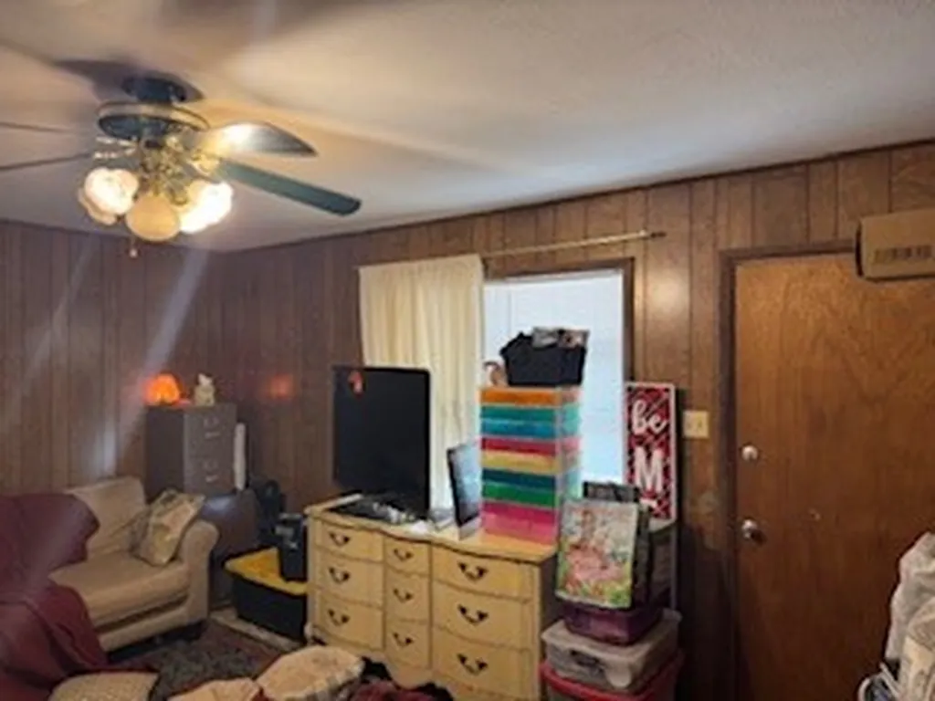 201 Hillcrest Drive Nocona TX 76255
