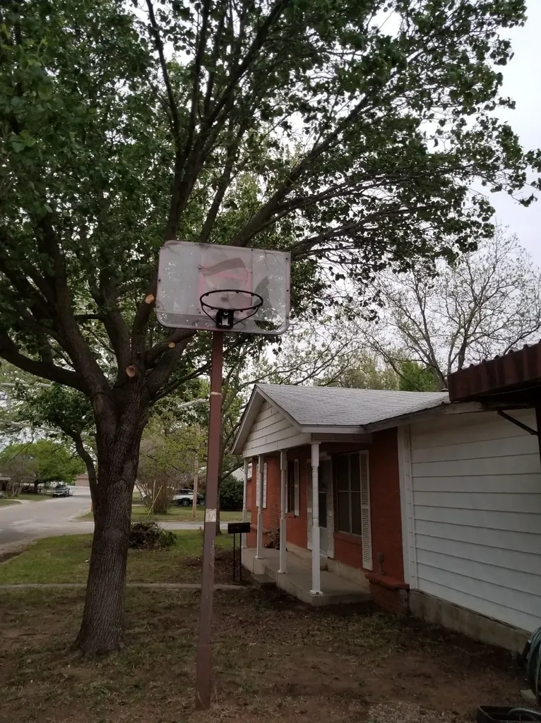 201 Hillcrest Drive Nocona TX 76255