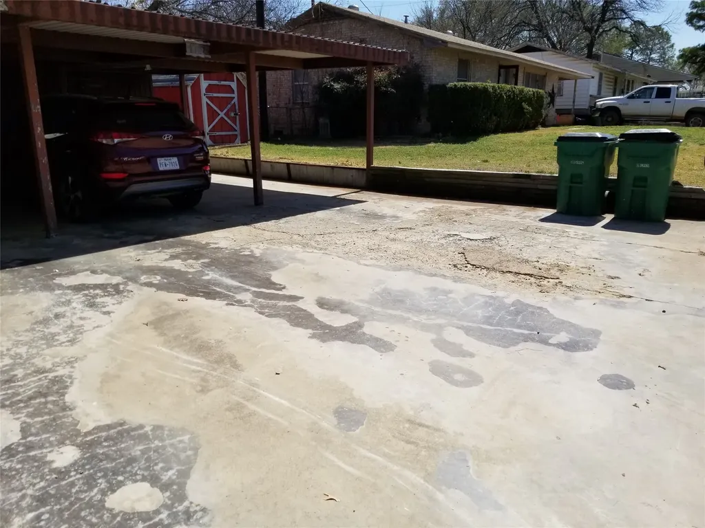 201 Hillcrest Drive Nocona TX 76255