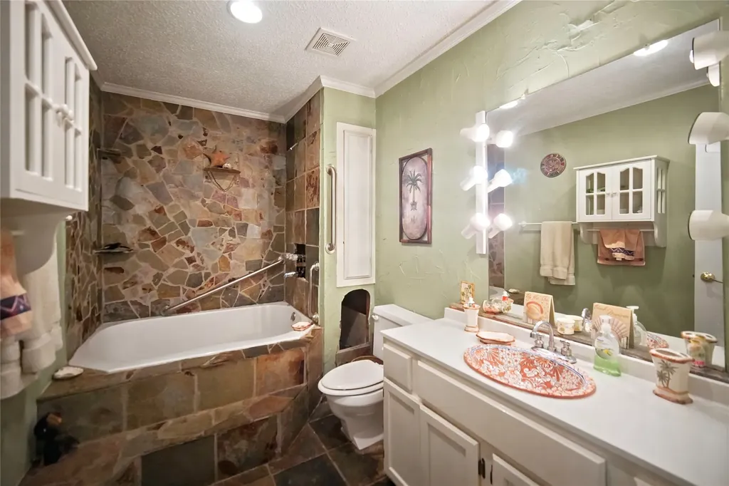 120 Brad Street Jacksboro TX 76458