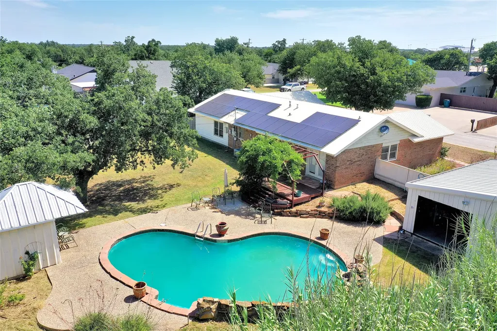 120 Brad Street Jacksboro TX 76458