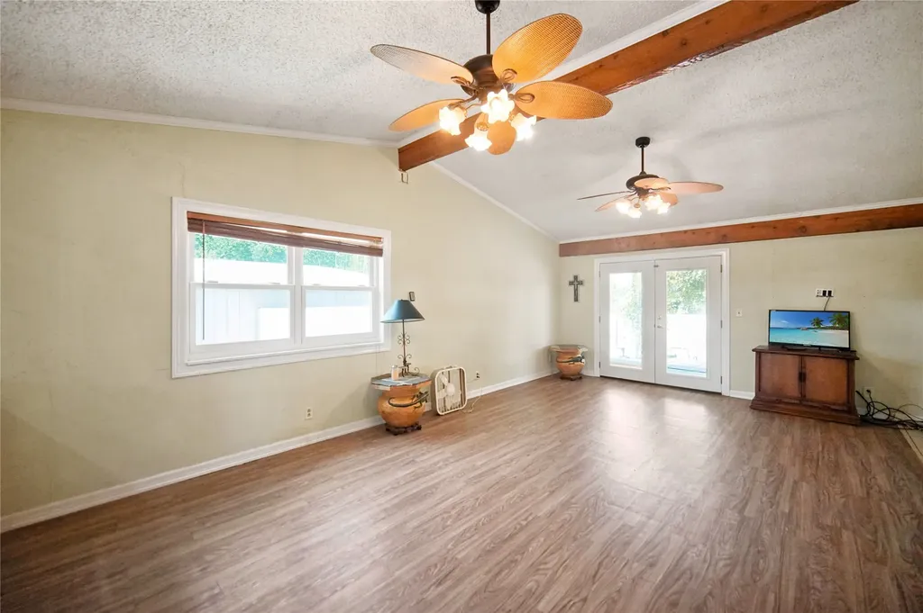 120 Brad Street Jacksboro TX 76458