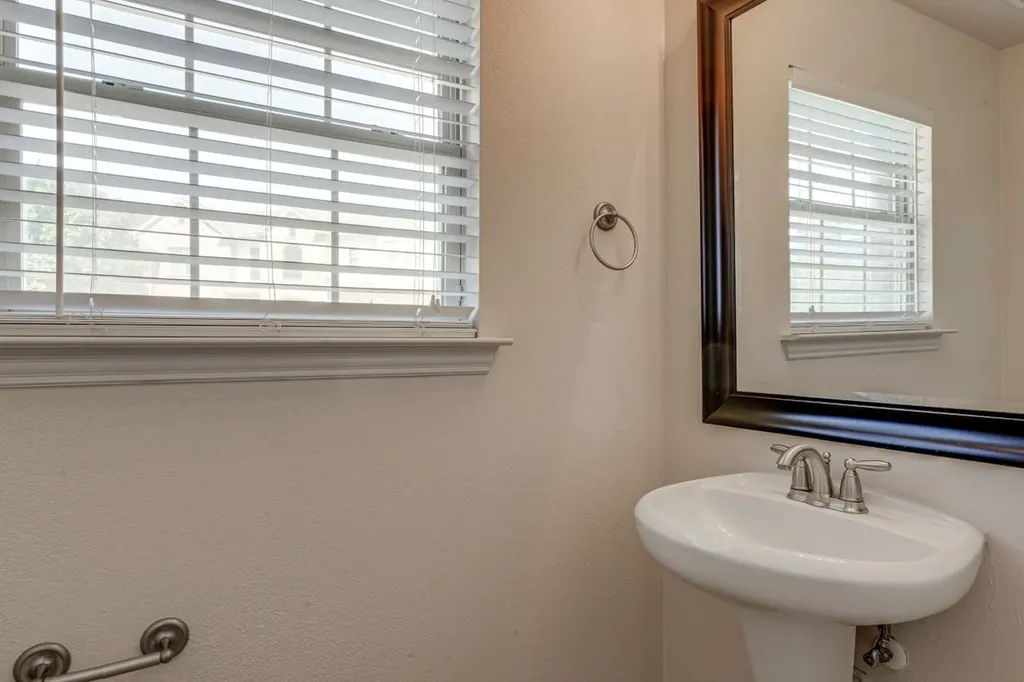 4134 Florence Drive Irving TX 75038