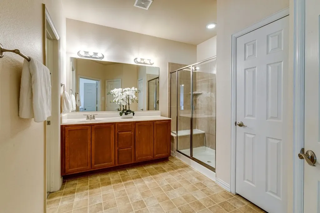 4134 Florence Drive Irving TX 75038