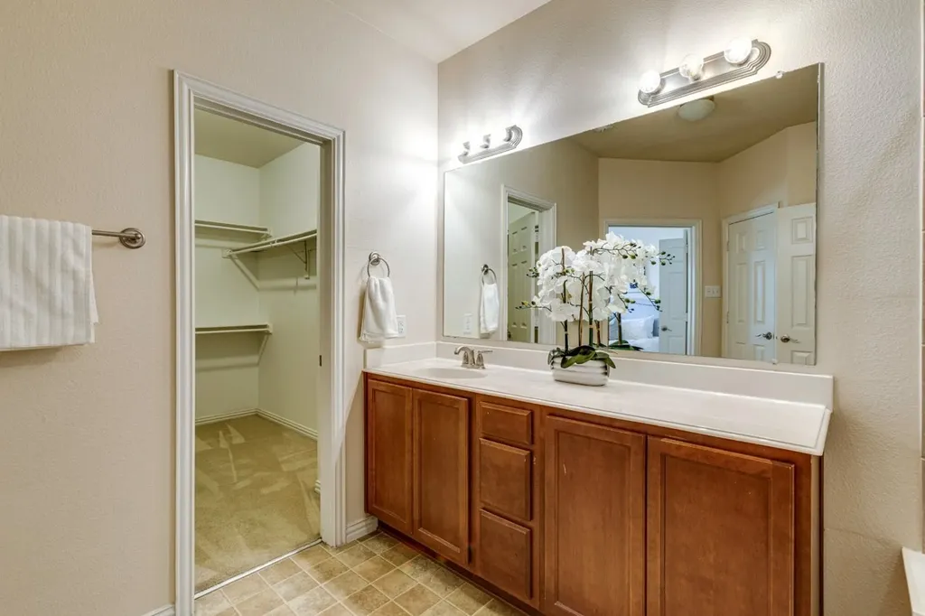 4134 Florence Drive Irving TX 75038