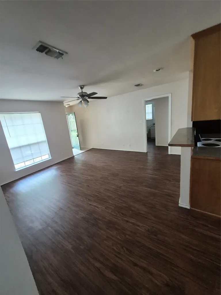 1719 W Parnell Street Denison TX 75020