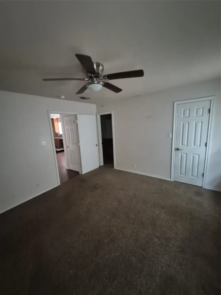 1719 W Parnell Street Denison TX 75020