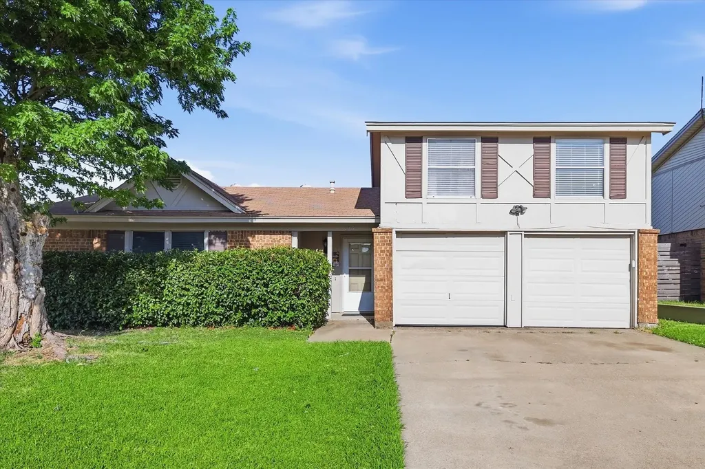 6505 Hughes Drive Watauga TX 76148