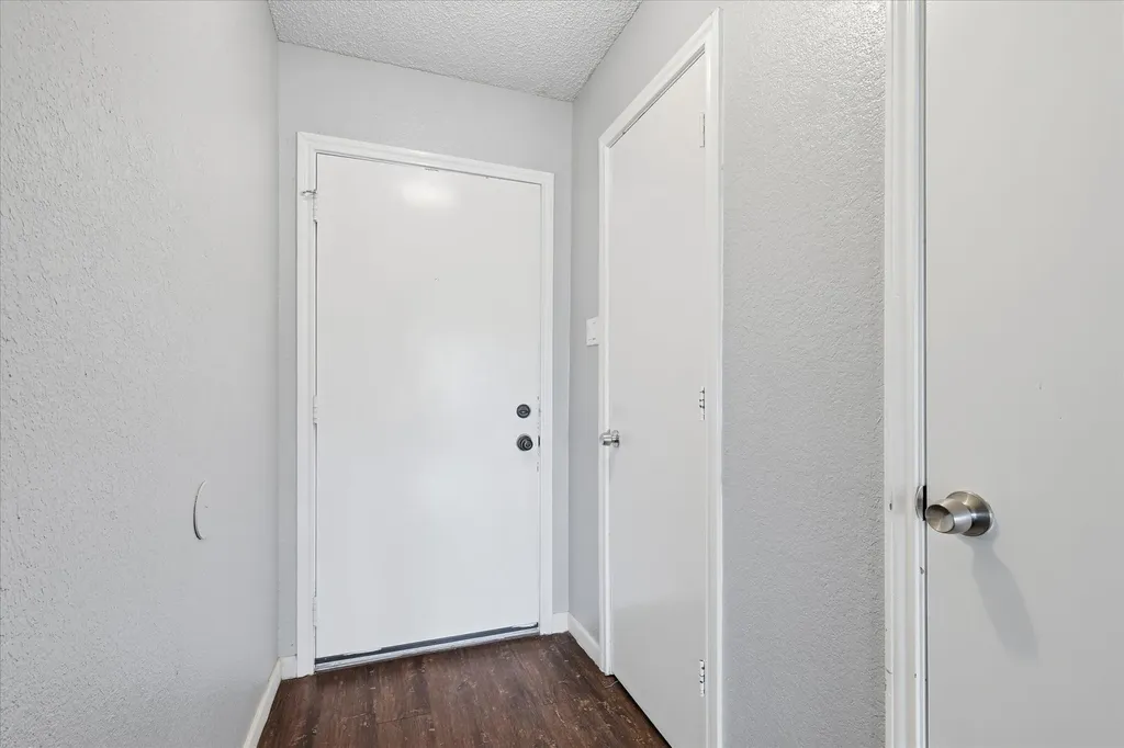 6505 Hughes Drive Watauga TX 76148