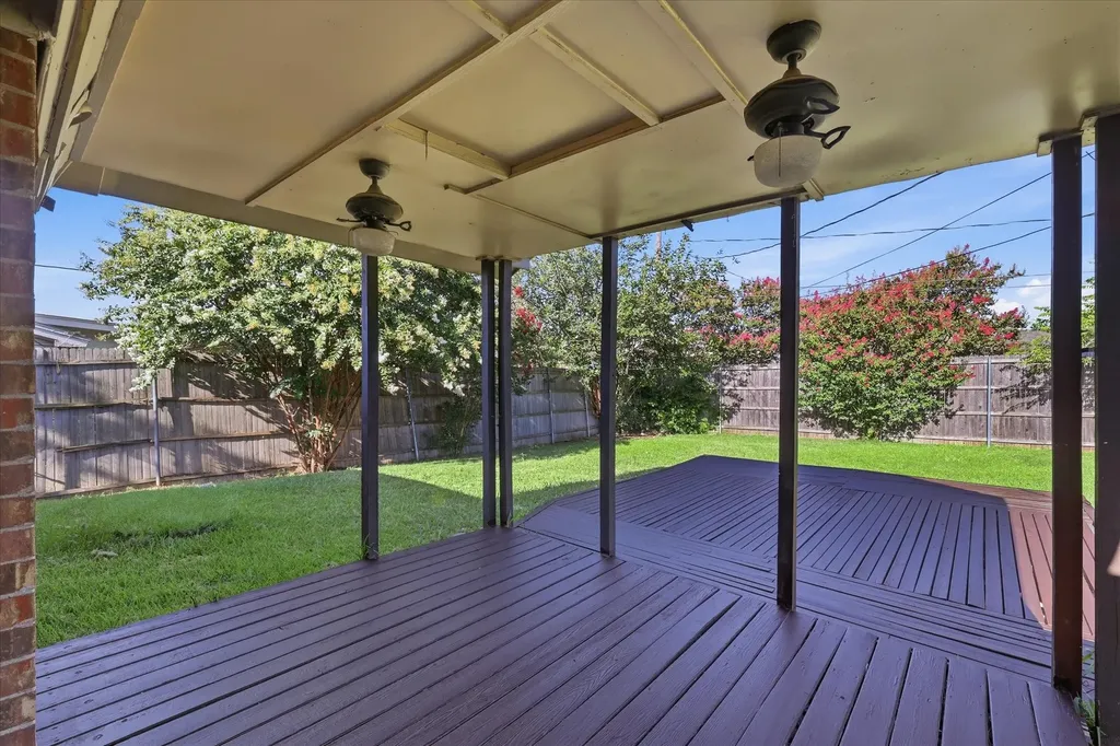 6505 Hughes Drive Watauga TX 76148