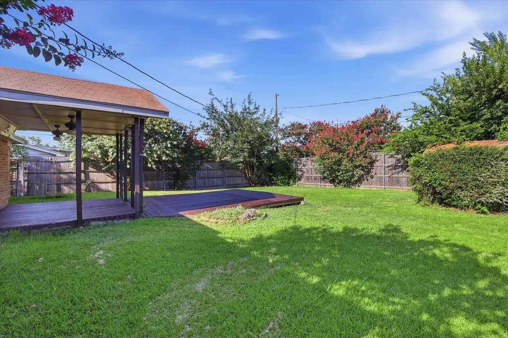 6505 Hughes Drive Watauga TX 76148