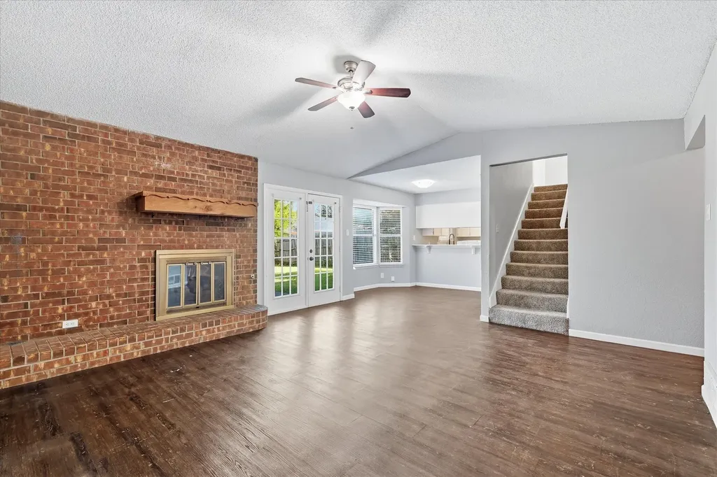 6505 Hughes Drive Watauga TX 76148